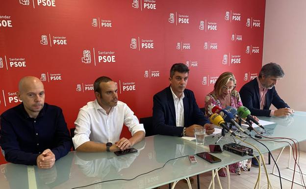 PSOE y PRC piden a Cs que rompa con el PP antes de negociar la moción de censura