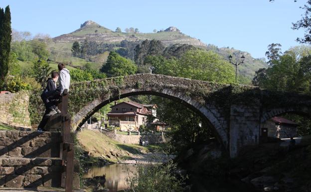 Liérganes se queda sin su puente romano