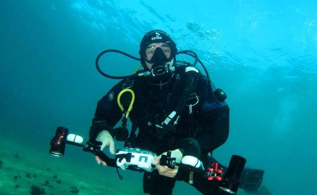 «La adrenalina se dispara al dar con una montaña de 60 metros sumergida»