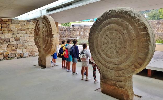 Los Corrales invita a los visitantes a 'Sentir sus huellas' como privilegiado lugar de paso