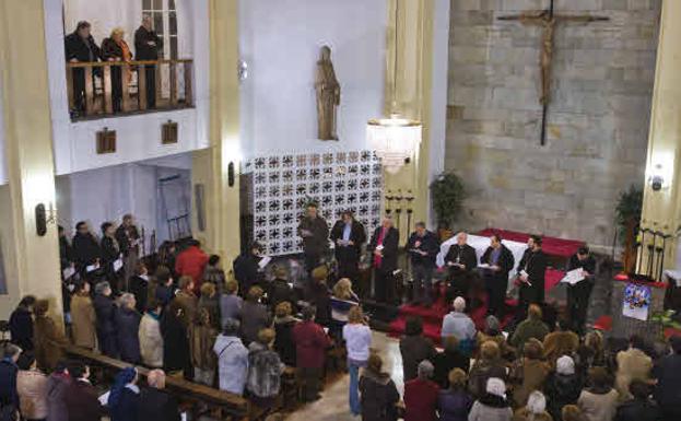 Roban el sagrario y el copón de la Parroquia Santa María Reparadora en Santander