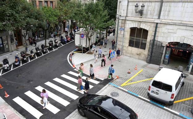 Las calles El Mercado y Los Escalantes de Santander estrenan imagen