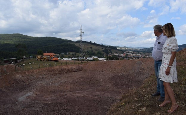 Piélagos inicia la construcción del nuevo depósito de aguas, con una capacidad siete veces mayor