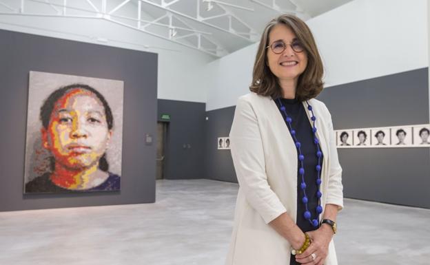 «Aún hay mucha gente que no visita exposiciones por si no las entienden»