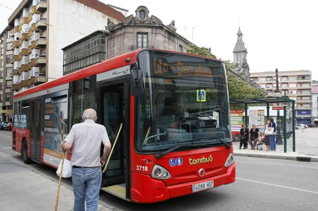 El Ayuntamiento ultima los trámites para que el servicio del Torrebús sea gratuito