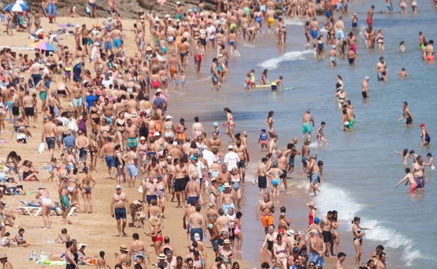 Cantabria bate su récord de turistas en un mes de julio