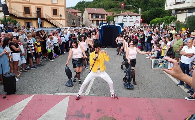 Novales acogerá el sábado el multitudinario desfile de carretas y disfraces de Los Santos Mártires