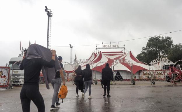 El circo Holiday espera una rebaja de tasas para poder iniciar sus funciones en Tanos