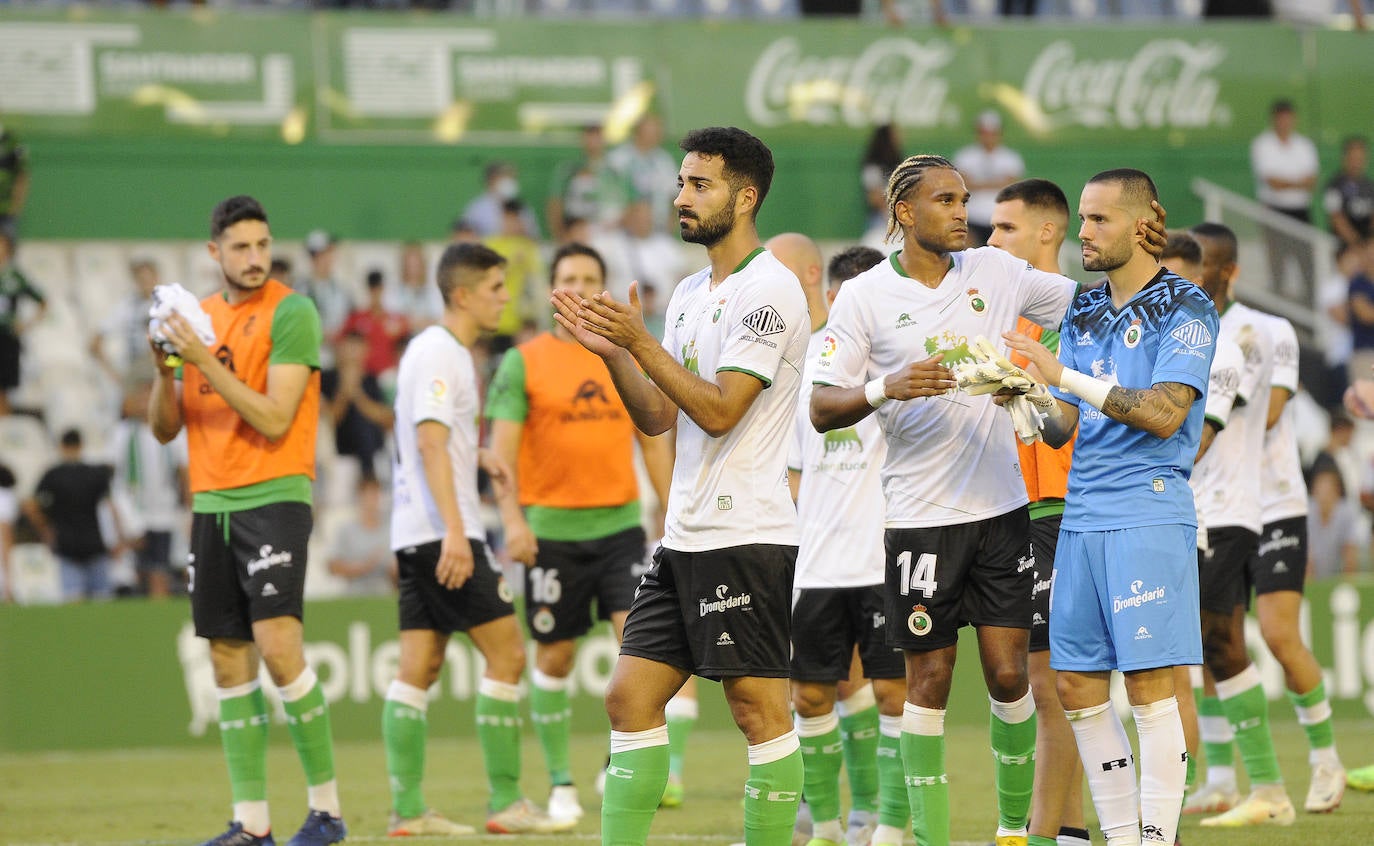 El Racing sigue sin ganar en Segunda