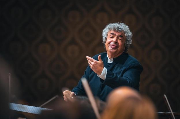 Semyon Bychkov: «Nuestro desafío es evitar ser turistas de la música y poder habitar cada cultura»