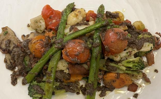 La Cocinuca del Bourbon triunfa con los pescados del día al horno o a la plancha