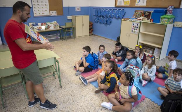 CCOO denuncia la privatización de 40 plazas en Educación