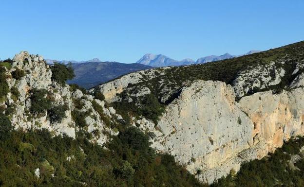 Rescatada en el Pirineo oscense una vecina de Santander extraviada