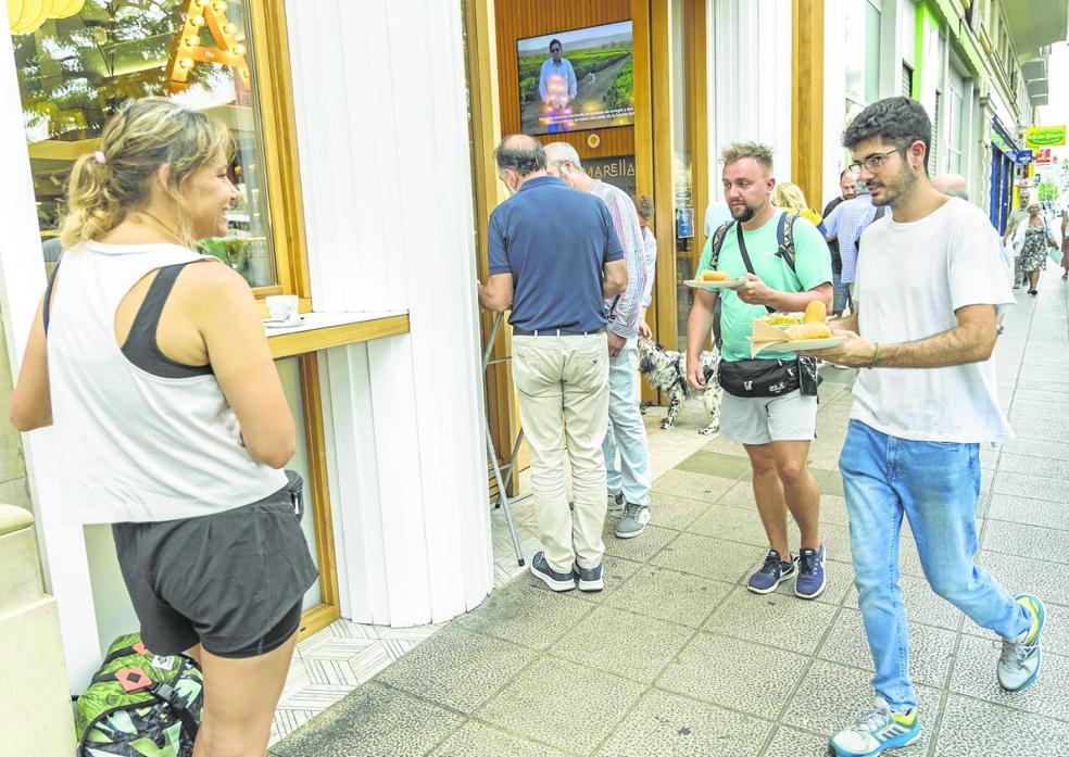 «Claro que el café es más caro, pero si nos lo quitamos... adiós muy buenas»