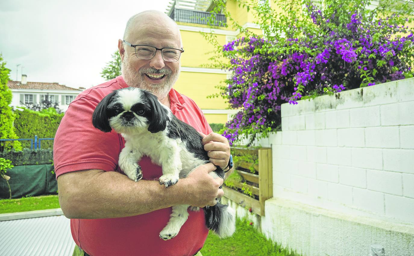 Antonio Lamadrid: «Nuestros perros son cada vez menos animales»