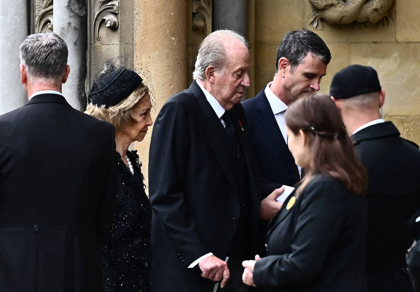 Felipe VI asiste a la ceremonia en Windsor pero el rey emérito «ha declinado la invitación»