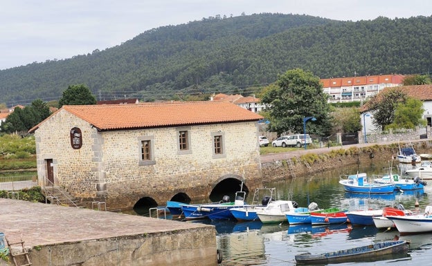 Turismo estudiará la creación de un centro de interpretación sobre los molinos de mareas en Argoños