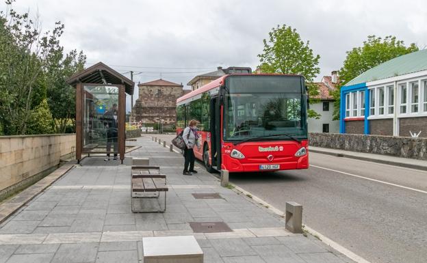 Los bonos del Torrebús se reducen un 30% para fomentar el uso del transporte público