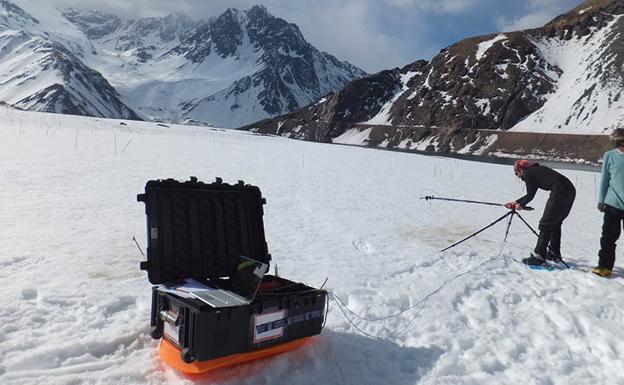 Investigadores españoles miden el deshielo de Los Andes por la contaminación