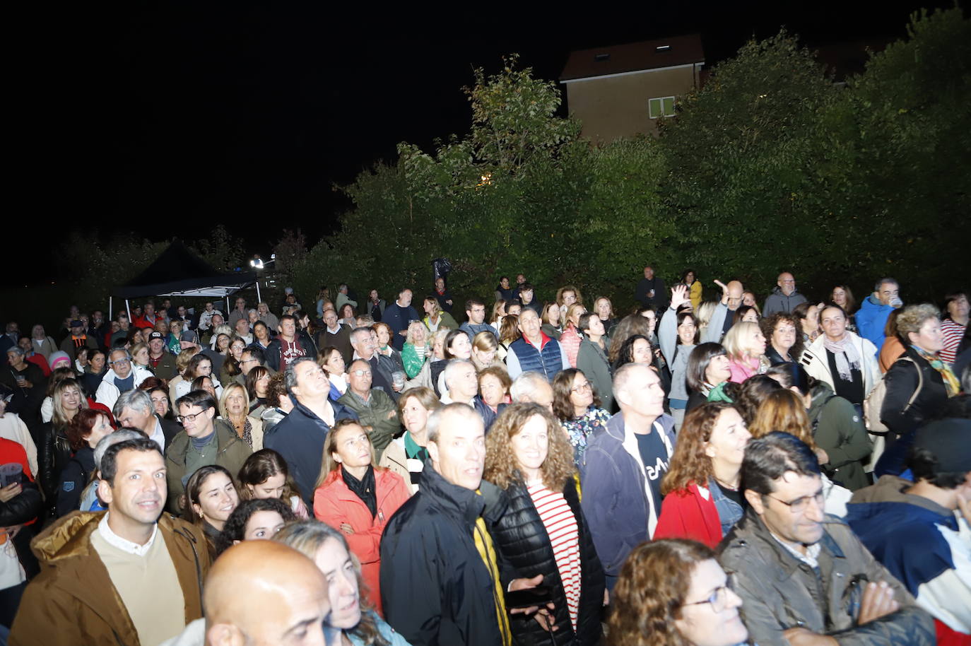 Los Secretos, en el faro de San Vicente de la Barquera