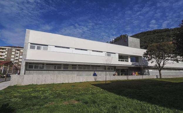 Sanidad recoge las propuestas del centro de salud de Santoña para mejorar el servicio