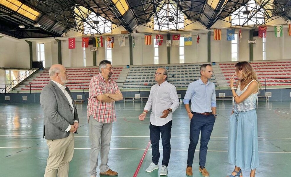Los Corrales renovará el alumbrado de sus instalaciones deportivas