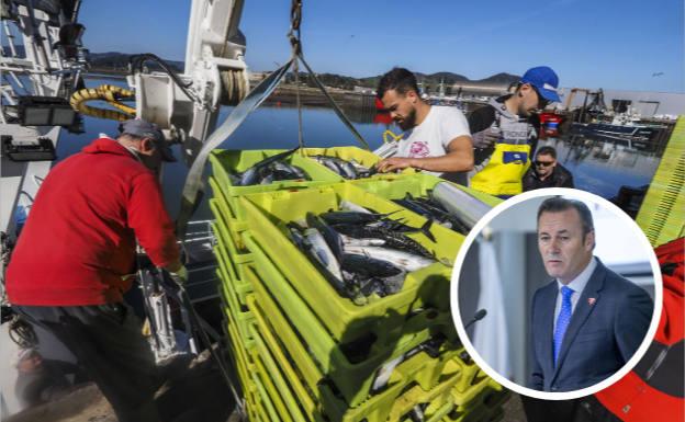 Blanco defiende hoy en Bruselas los intereses del sector pesquero de Cantabria y de España