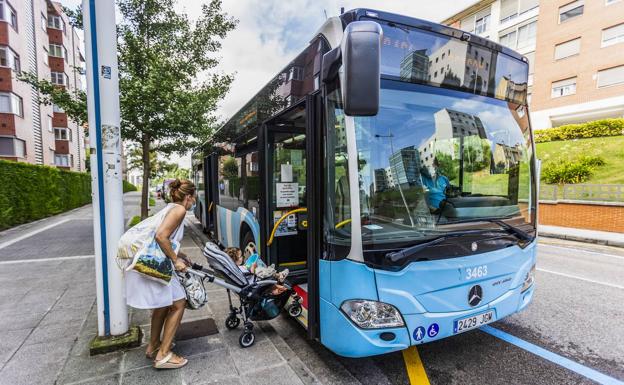 El acceso de personas con sillas eléctricas y scooter, recogido en la ordenanza del TUS