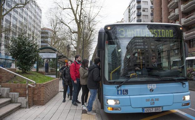 El TUS vuelve a los horarios de invierno y refuerza las líneas a la Universidad y los institutos