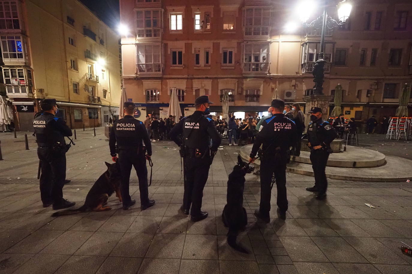 La Policía Local de Santander estalla por los fallos en las emisoras: «Un día pasará algo grave y no nos enteraremos»