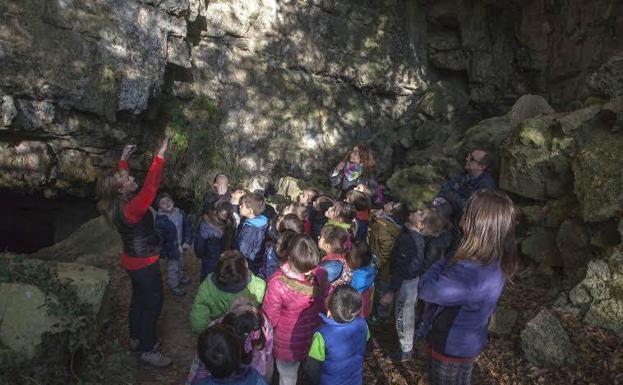 La Cultura Contraataca se acerca a los jóvenes con 9.000 plazas para cine, teatro, cuevas y albergues