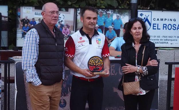 Óscar González gana el Torneo Tete Rodríguez