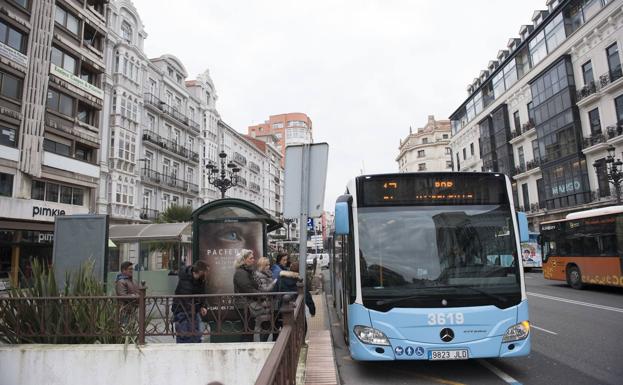 Ocho pasajeros del TUS, heridos al caer por un frenazo de emergencia