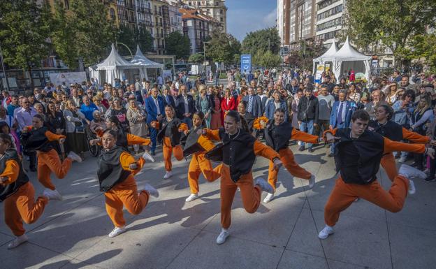 Colectivos y políticos advierten del incremento de conductas suicidas y depresiones entre los jóvenes