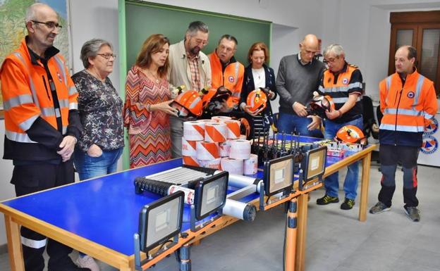 Presidencia amplía las ayudas a Los Corrales para Protección Civil y Policía Local