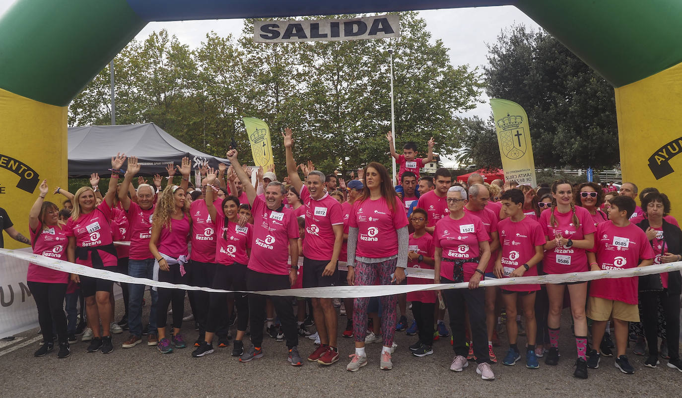 La 'marea rosa' de Bezana, en imágenes