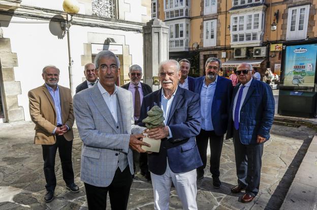 Quercus entrega los galardones que concedió durante la pandemia