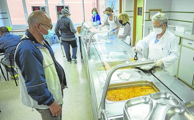 Cantabria duplica en un año las personas que sufren pobreza energética en su hogar