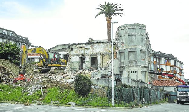 La obra que dará un uso cultural al Palacio del Amo de Suances comienza tras 16 años