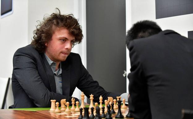 Niemann lleva a los tribunales su lucha con Carlsen por el trono mundial del ajedrez