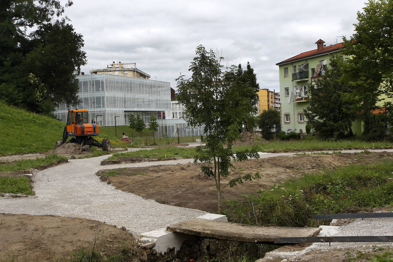 El Ayuntamiento frena la pasarela tras proyectarla en fincas que no eran suyas