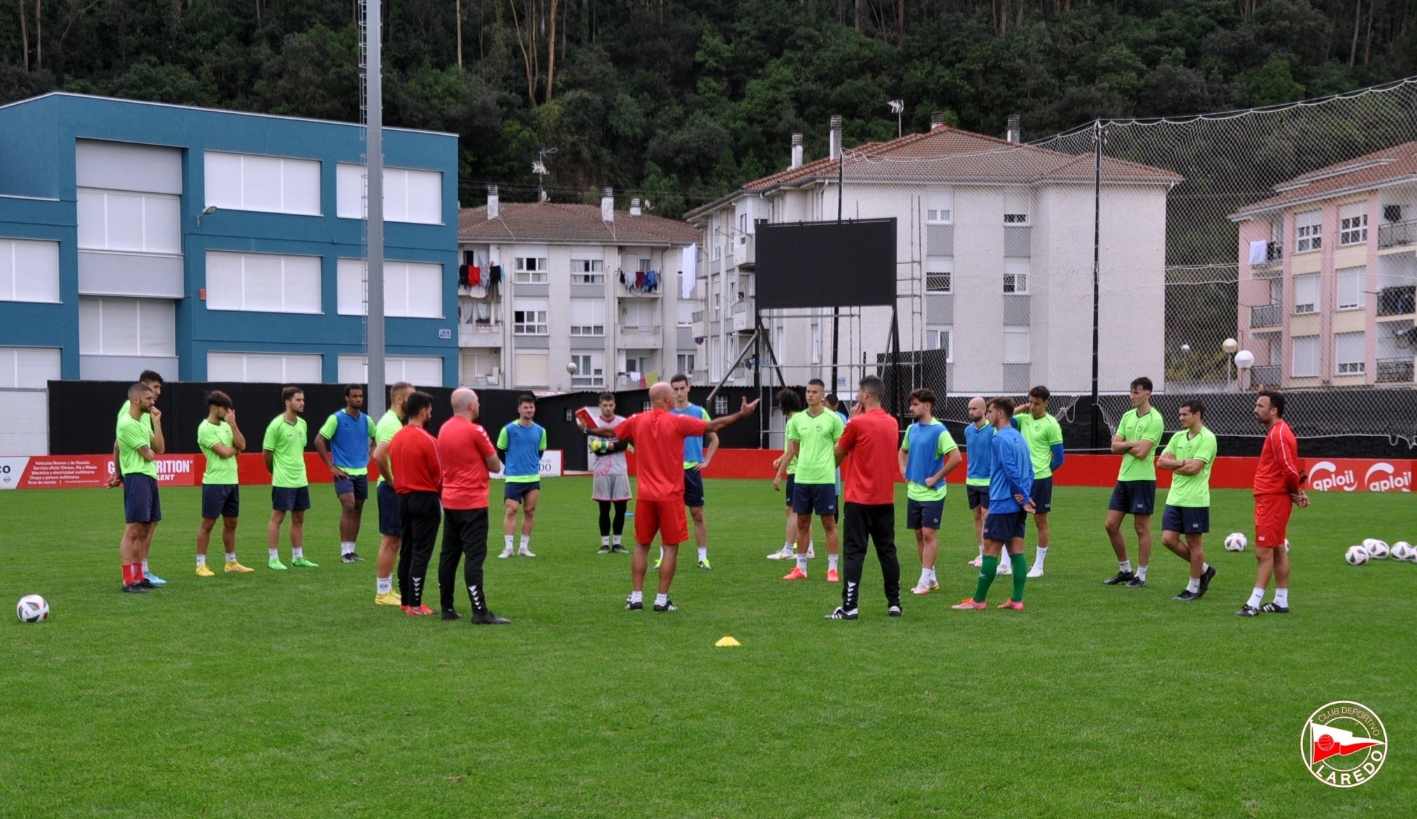 El Laredo recibe al Arenteiro en su retorno a San Lorenzo