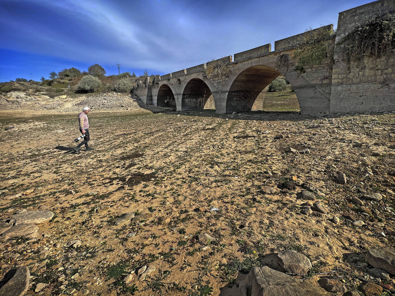 Imágenes del Pantano del Ebro en octubre