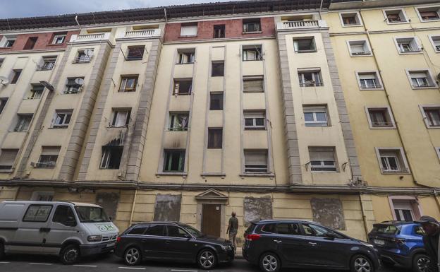 El Ayuntamiento compra los doce pisos de La Inmobiliaria que tuvieron okupas