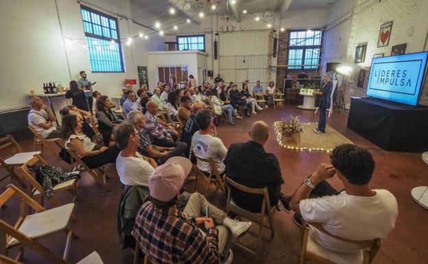 Las escuelas cántabras de surf se unen en una nueva asociación