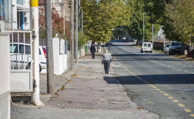 Un semáforo regulará el tráfico y mejorará la seguridad en la Avenida Cantabria de Reinosa