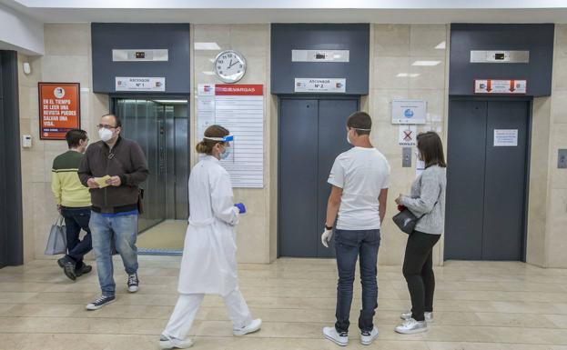 «Va a desaparecer la figura del médico de familia», denuncia en bloque el colectivo de sustitutos