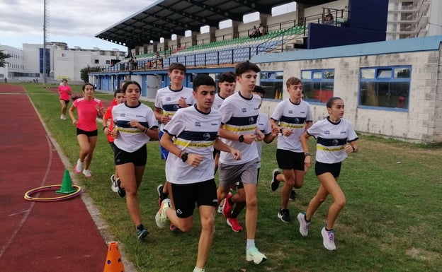 El estadio Javier Cortezón acogerá el domingo la 47 edición del Cross Costa Esmeralda