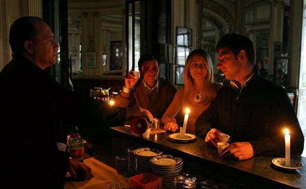 La hostelería cántabra se apagará cinco minutos en protesta por la subida de la luz y el gas