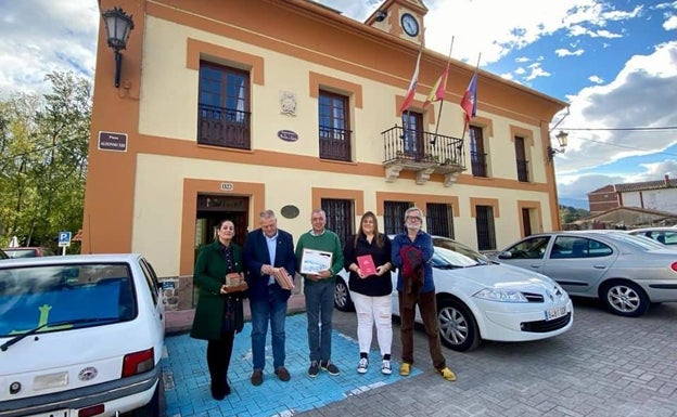 Los alcaldes de Iguña proponen que los regidores puedan intervenir en el Parlamento